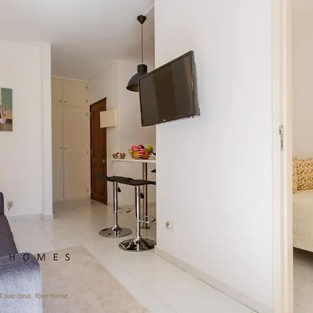 Greice Homes 1 Bedroom Centre Of Βιλαμούρα